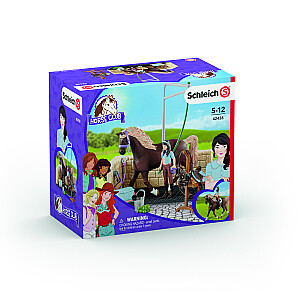 SCHLEICH HORSE CLUB Эмили и Луна у мойки