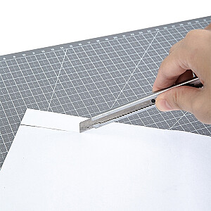 Pjovimo pagrindas DELI 78401, A3, 3mm, PVC, žalias