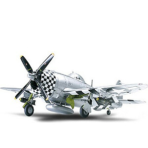 Plastikinis P-47D Thunderbolt Bubbletop modelis