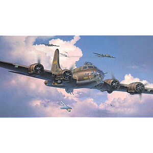 Пластиковая модель B-17F Memphis Belle.