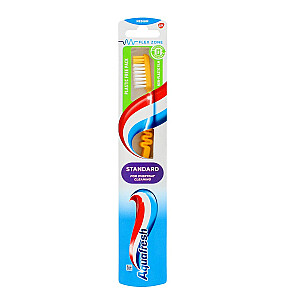 Зубная щетка AQUAFRESH Family Toothbrush Medium 1 шт.