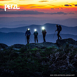 Petzl ACTIK, Светодиодный фонарь (красный)