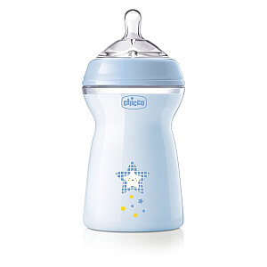 CHICCO NaturalFeeling 330 ml plastikinis buteliukas su silikoniniu speneliu, greitas srautas, 6m+ mėlynas