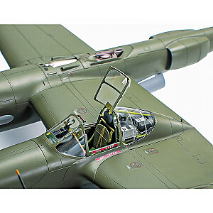 Plastikinis modelis Lockheed P-38 F/G Lightning