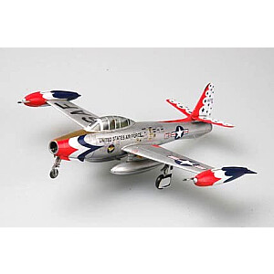 Plastikinis F-84G ThunderJet modelis