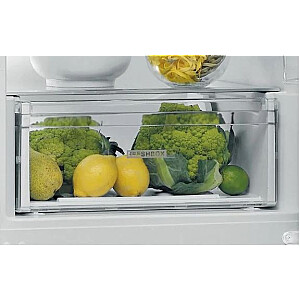 WHIRLPOOL Refrigerator W5 821E W 2, 188.9 cm, Energy class E, Stop frost