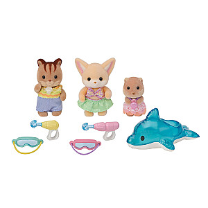 SYLVANIAN FAMILIES Rinkinys „Linksmybės baseine“