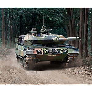 Plastikinis modelis Leopard 2A6/A6NL