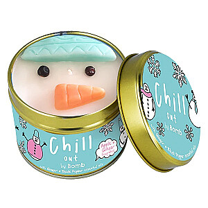 BOMB COSMETICS Chill Out świeca zapachowa w puszce 237g