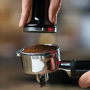 Sage Barista Touch 2L visiškai automatinis espreso aparatas